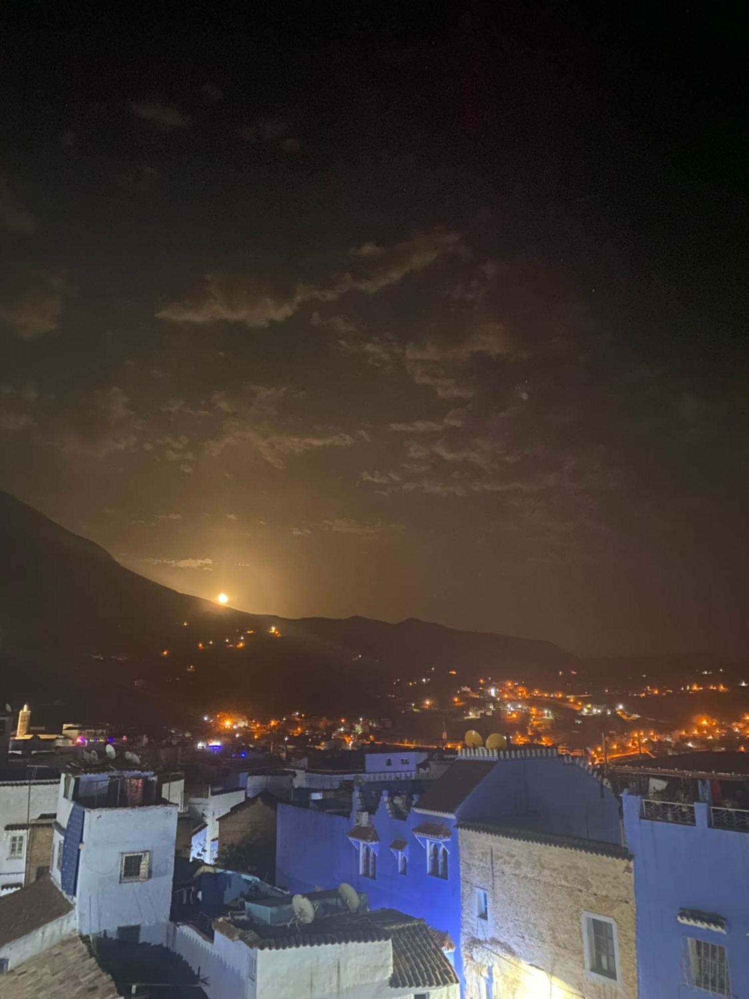 Hotel Sakura Chefchaouen Exteriör bild