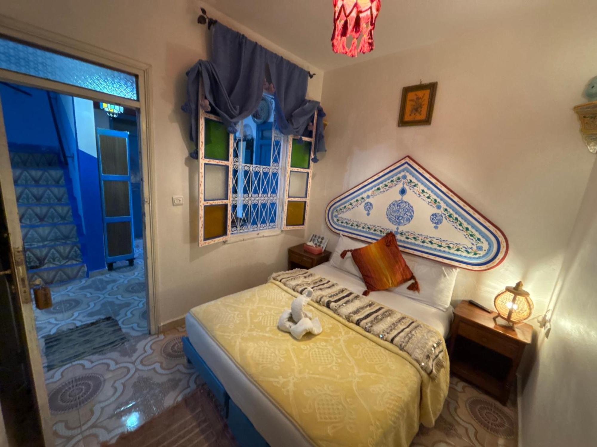 Hotel Sakura Chefchaouen Exteriör bild