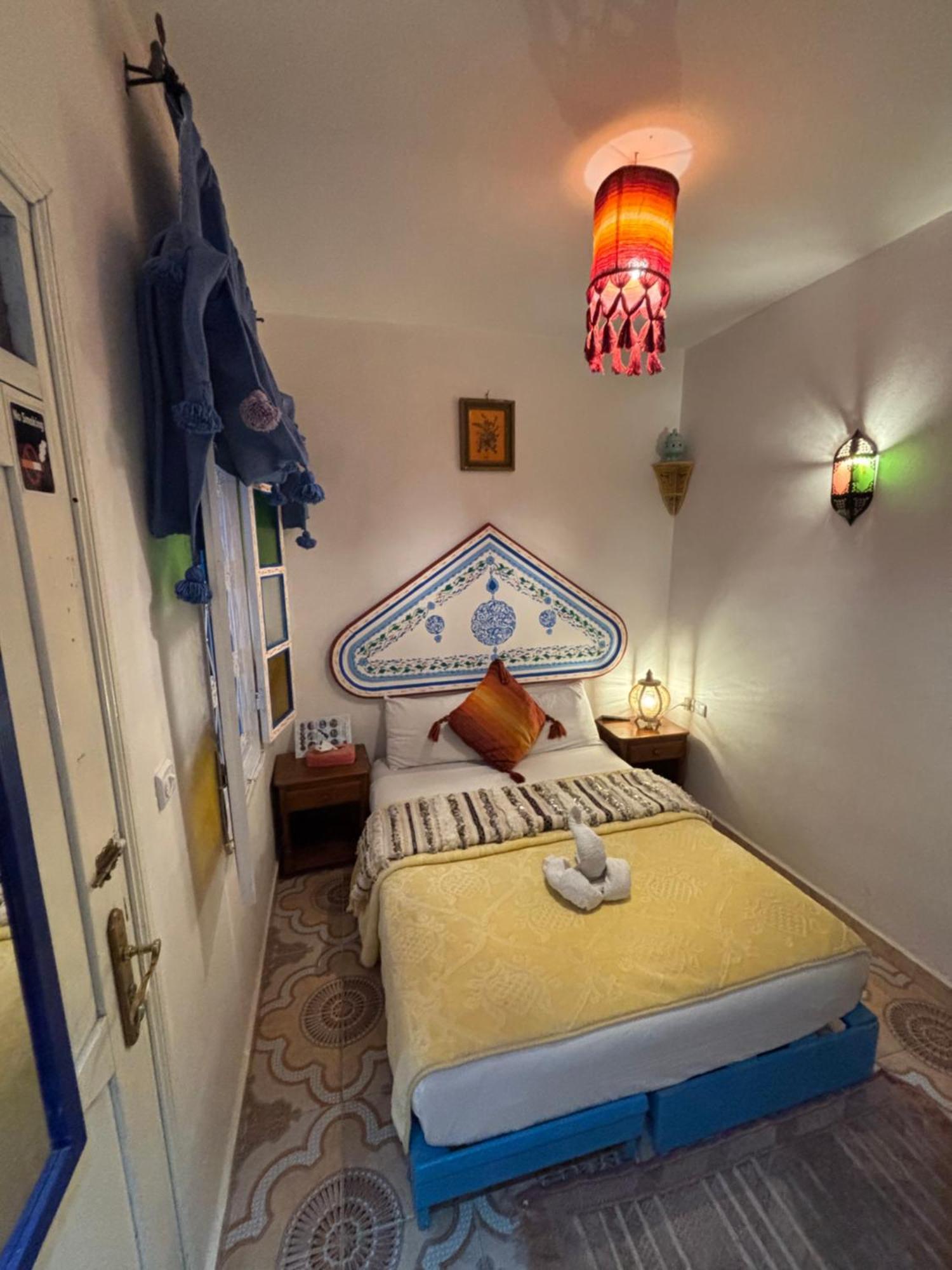 Hotel Sakura Chefchaouen Exteriör bild
